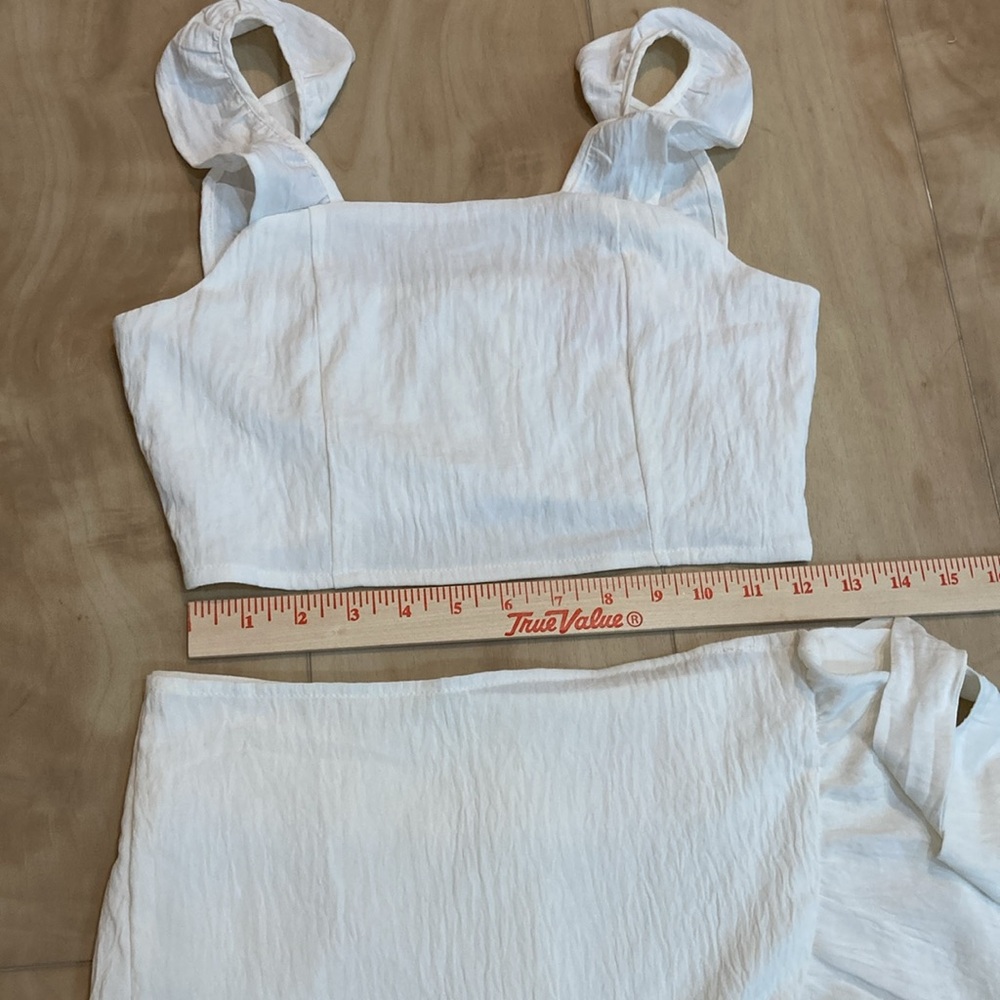 Pink Lily white out 2 piece skirt set - Picture 5 of 13